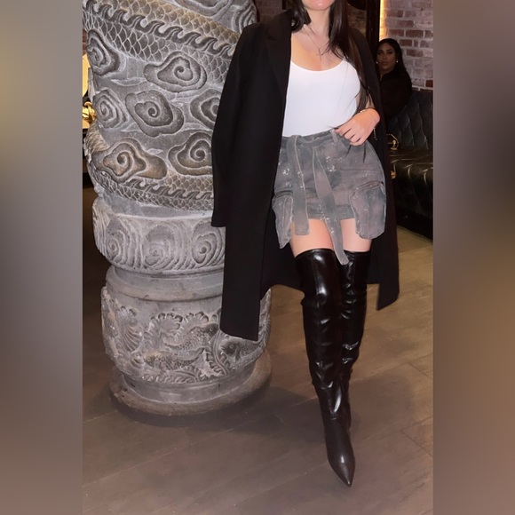 Belted Mini Denim Skirt - Picture 3 of 4